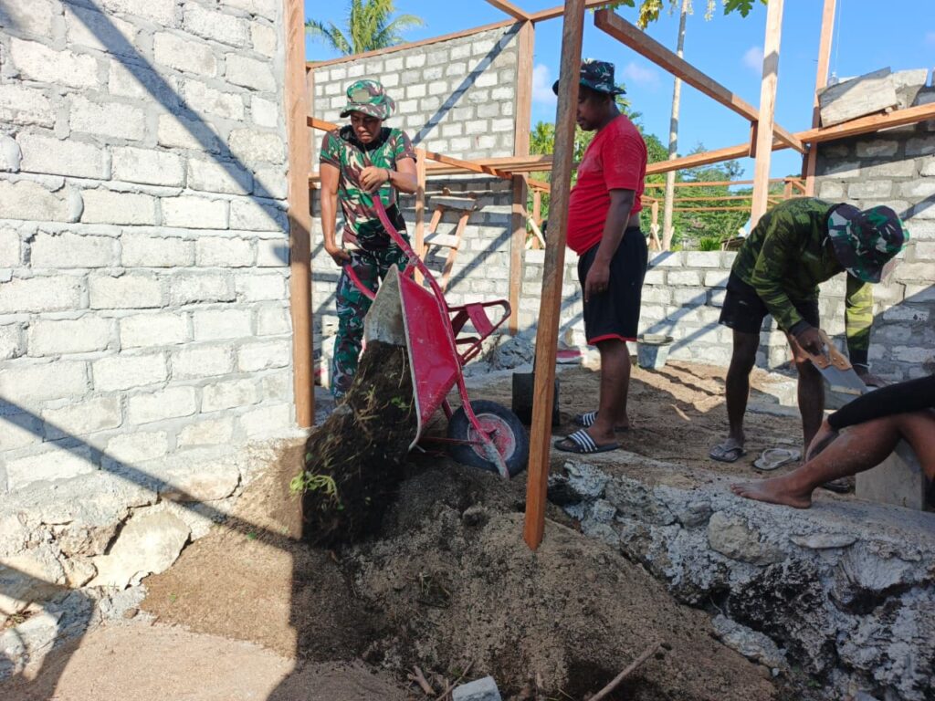 Utamakan Kualitas, Satgas TMMD ke-128 Kodim 1801/Manokwari Pastikan Pondasi Rumah Warga Kokoh