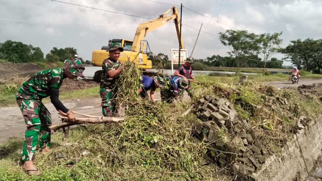 Dukung Ketahanan Pangan, TMMD 128 Gresik Benahi Waduk Lingsir