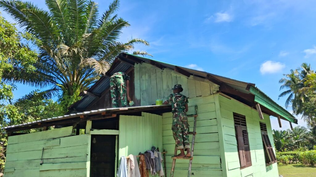 Pengecatan Rumah Bapak Bari Masuki Tahap Finishing