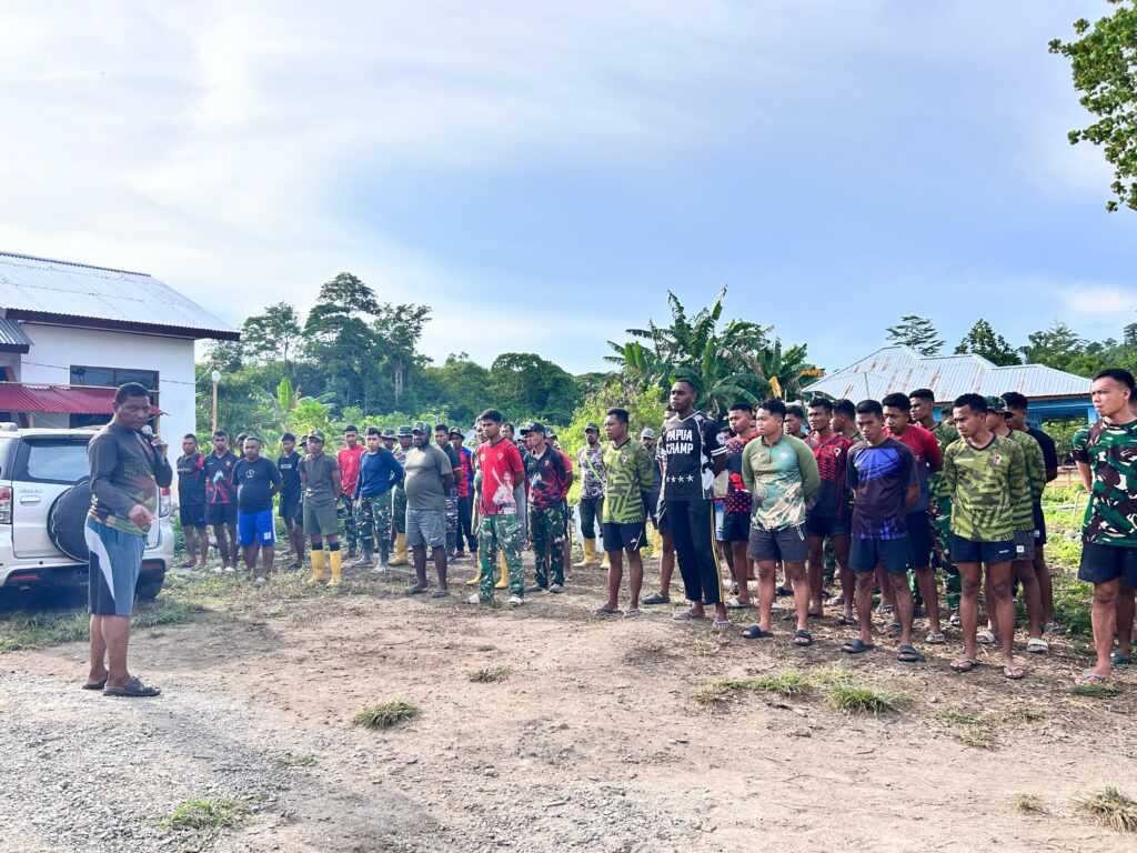 Dan SSK TMMD Ke-128 Kodim 1801/Manokwari Tekankan Disiplin Kerja Saat Apel Pagi
