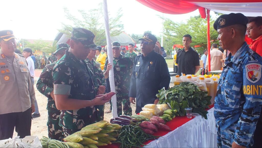Sinergi TNI dan Forkopimda Warnai Bakti Sosial Penutupan TMMD Ke-128 Kodim 1014/Pbn