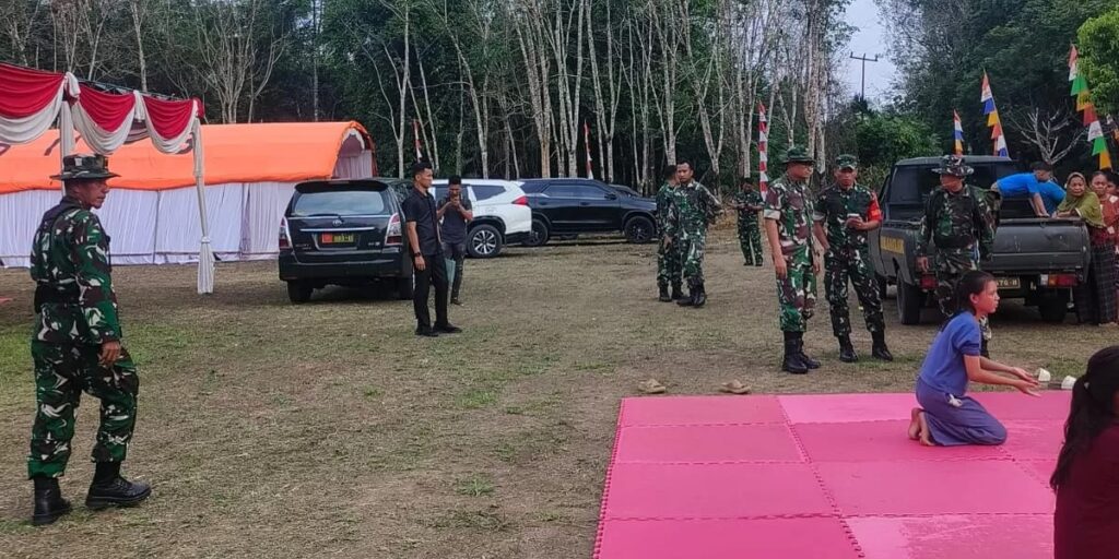 Dansatgas TMMD Tinjau Langsung Persiapan Penutupan di Lapangan Desa