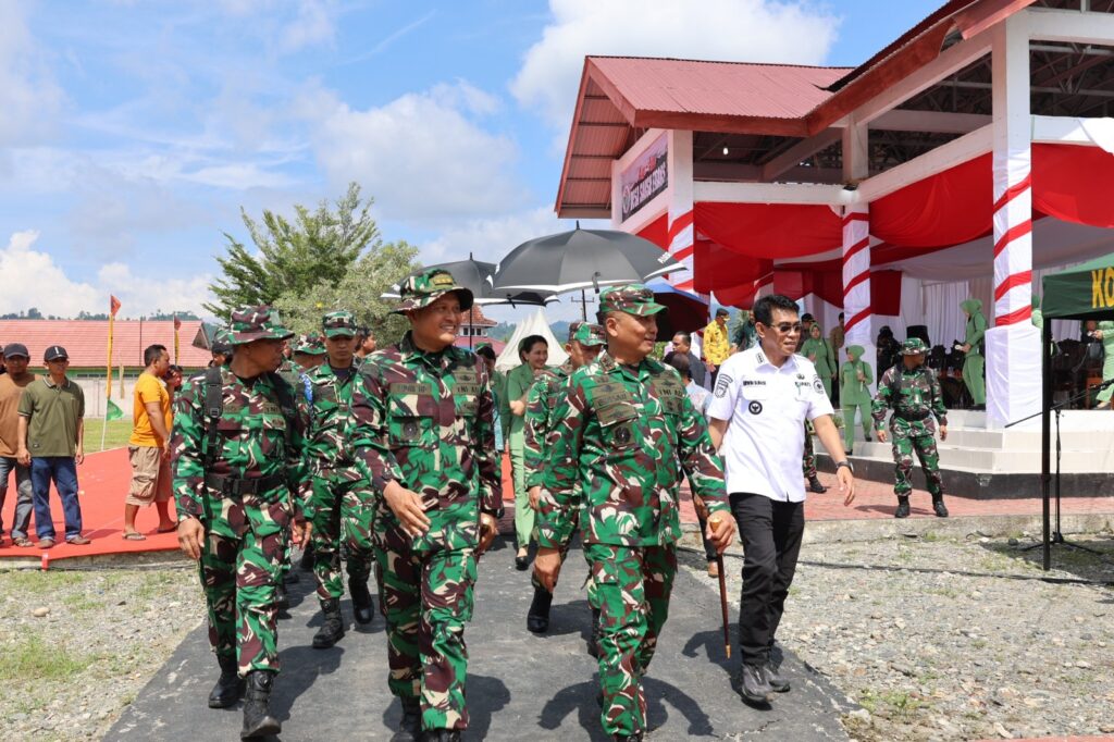 Pangdam XIII/Merdeka Tutup Resmi TMMD ke-128 di Sausu Trans