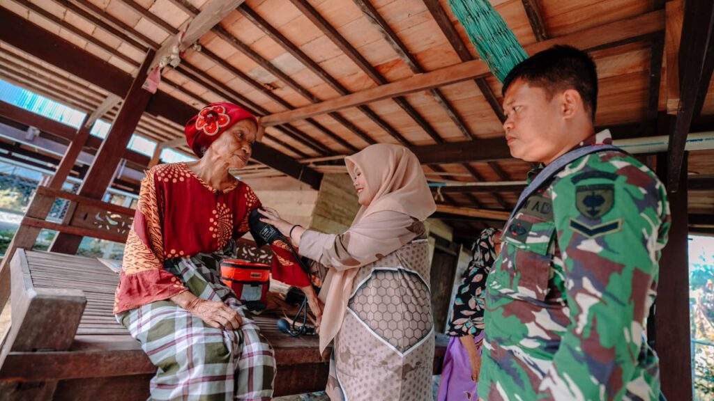 Pemeriksaan Kesehatan Gratis Dari TMMD Diterima Baik Warga Tanratuo