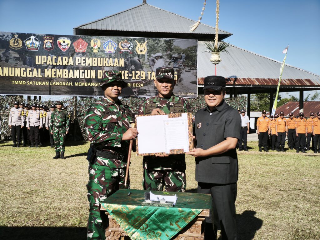 Didampingi Dandim 1626/Bangli,Bupati Bangli Tinjau Langsung Sasaran Fisik TMMD Ke-129 di Desa Sekardadi