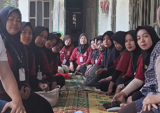 Kegiatan Pembangunan Jambanisasi oleh Satgas TMMD Ke-129