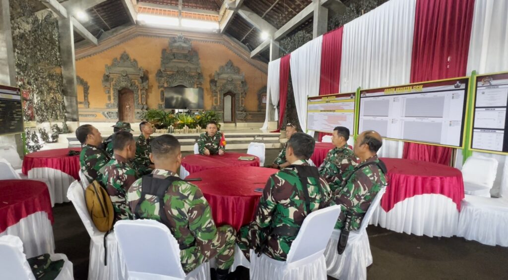 Pos Kotis TMMD Ke-129 Kodim 1626/Bangli Sibuk Perbarui Data Capaian Sasaran Fisik dan Nonfisik