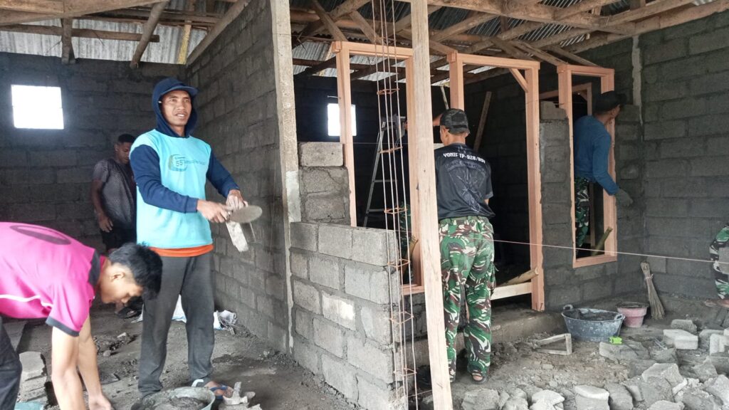 Satgas TMMD Ke-129 Kodim 1626/Bangli Percepat Rehab RTLH Milik Wayan Paste