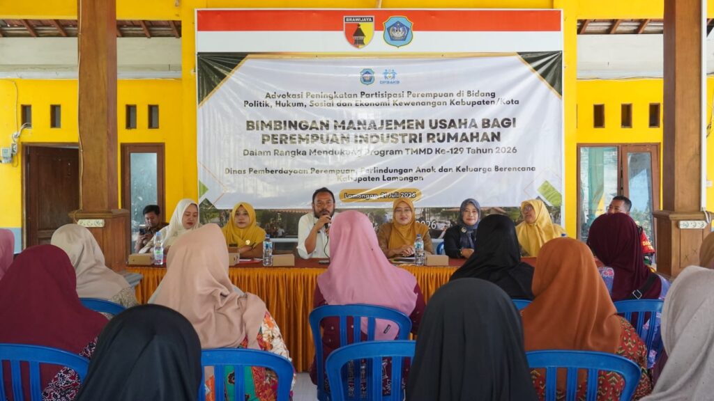 Bekali Pelaku UMKM Desa, Satgas TMMD Ke-129 Dukung Pelatihan Manajemen Usaha bagi Perempuan Tlemang