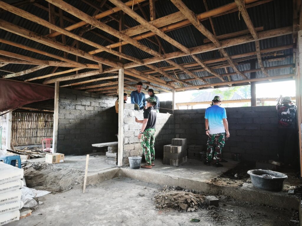 Transformasi Rumah Tidak Layak Huni I Wayan Pasta dengan Batako