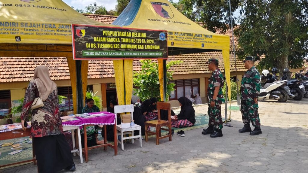 Antusiasme Anak Desa Tlemang Dalam Menyambut Perpustakaan Keliling TMMD 129