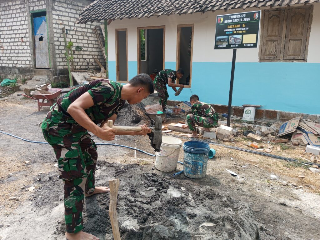 Proses Akhir Pengecatan RTLH Bapak Kardo di Desa Bekatul Menjanjikan Hunian Layak
