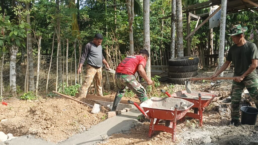 Tahapan Pengecoran Pondasi MCK TMMD Ke-129 Kodim 0102/Pidie Dimulai