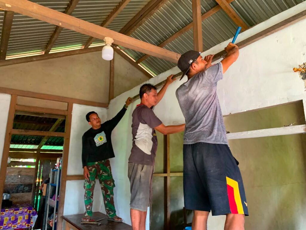 Pembangunan RTLH untuk Ibu Yustina Dayang di Dusun Belatung Dimulai