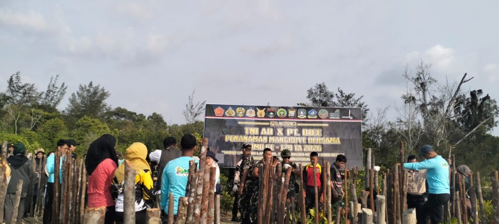 Penanaman Mangrove TMMD ke-129, Upaya Melindungi Pesisir Bintan