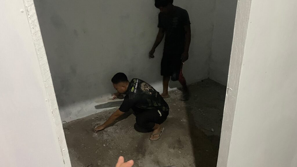 Kesiapan Pemasangan Lantai RTLH Ardiansyah Diharapkan Kuat oleh Satgas TMMD