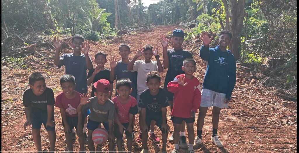 Manfaat Baru Jalan TMMD untuk Generasi Muda di Kepulauan Umbele
