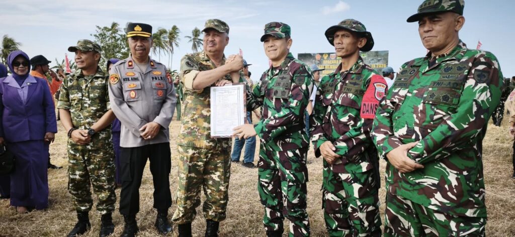 Memperkuat Sinergi, TNI dan Masyarakat Bangun Desa Bersama!