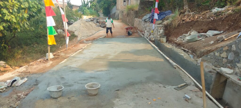 Akses Mobilitas Warga Pinang Jaya, TMMD ke-129 Jadi Solusi