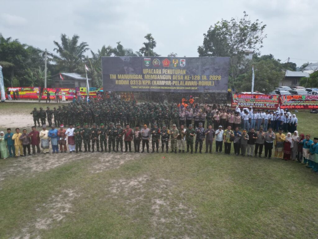 Penutupan TMMD Ke-129 Kodim 0313/KPR, Kasdam XIX / TT Berikan Penghargaan
