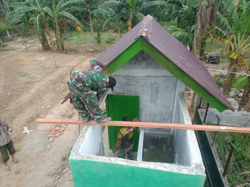 H-1 Penutupan TMMD ke-129, Tim Satgas Semangat Selesaikan Lima MCK