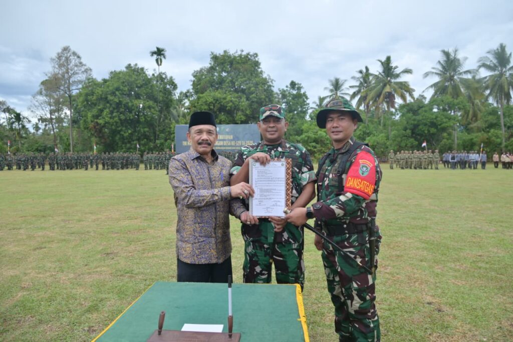 Selesainya TMMD ke-129 Kodim 0102/Pidie Ditandai Dengan Penandatanganan Naskah Serah Terima
