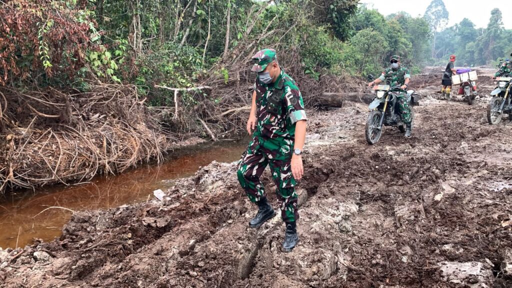 Irdam XII/Tanjungpura Evaluasi Hasil TMMD Regtas Ke-129 di Kapuas Hulu