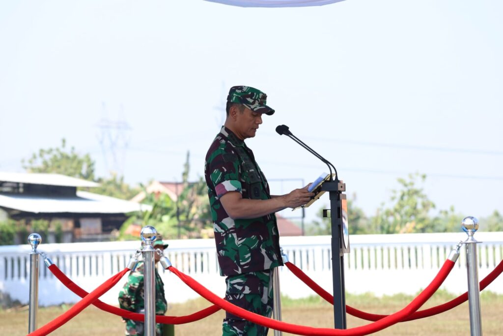 Penutupan Resmi TMMD ke-129 Kodim 0812/Lamongan Dipimpin Kolonel Arm Beny Hendra Suwardi