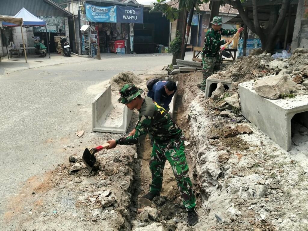 Proyek Parit TMMD ke-130 Dukung Peningkatan Kualitas Hidup di Sumur Bandung