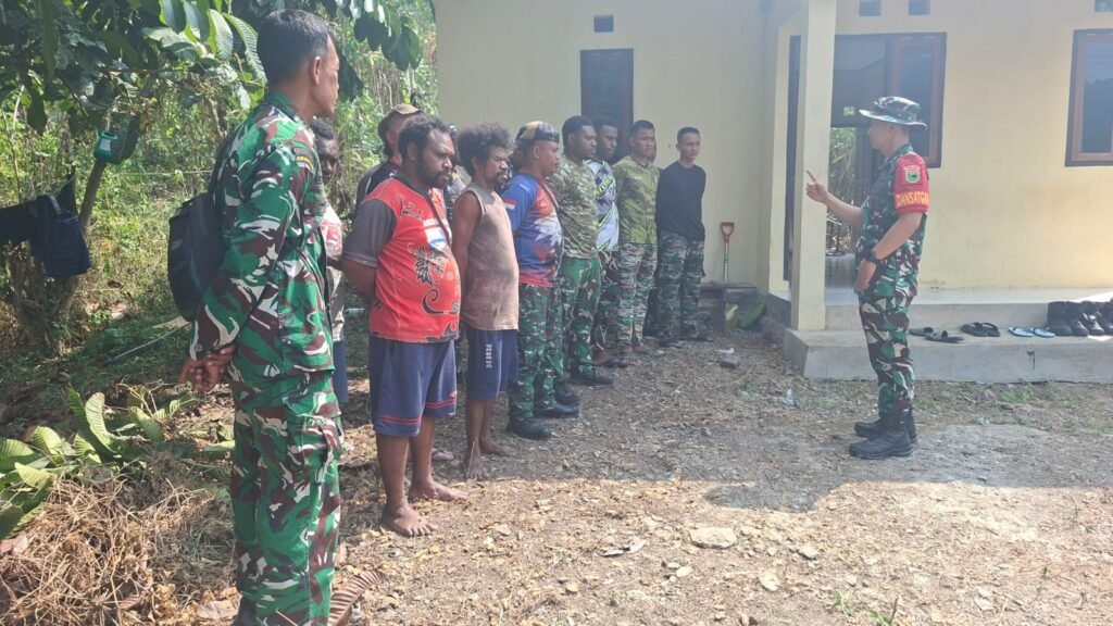 Kesiapan Prajurit Diperiksa Sebelum Pelaksanaan TMMD ke-130 di Manokwari Selatan