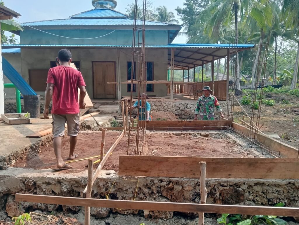Komitmen Satgas TMMD Kodim 1512/Weda dalam Membangun Fasilitas Ibadah
