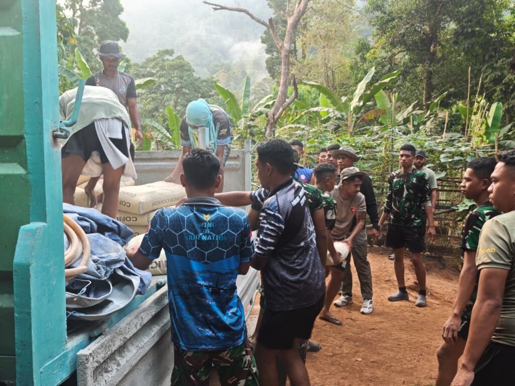 Dukungan Masyarakat Dorong Kelancaran Proyek TMMD di Dusun Seri Ambon