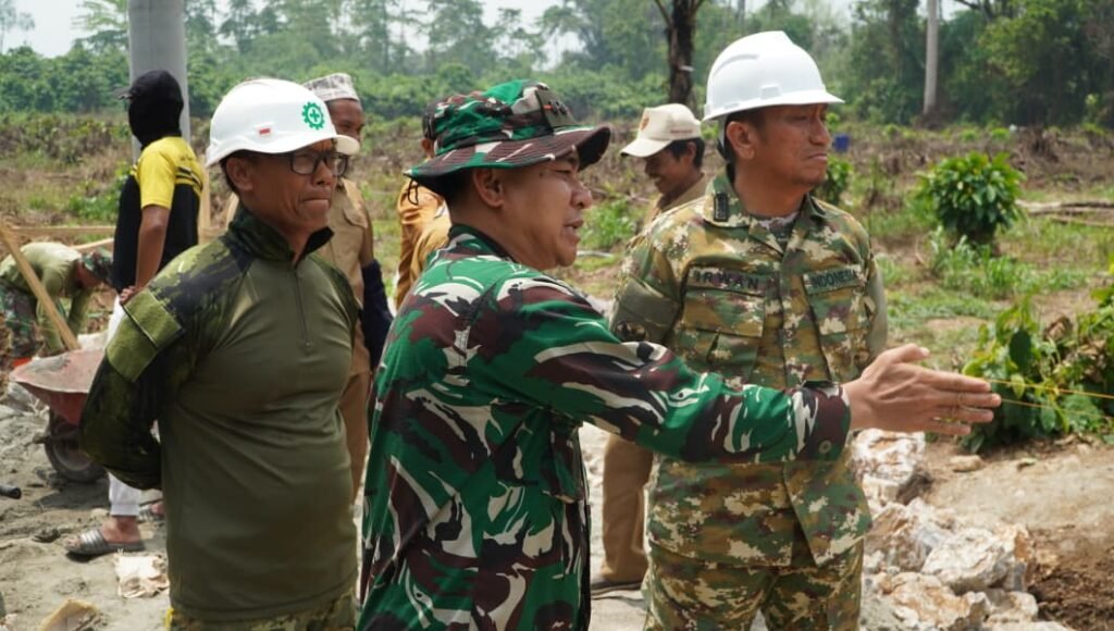 TMMD ke-130: Mewujudkan Pembangunan dan Kesehatan di Luwu Timur secara Bersama