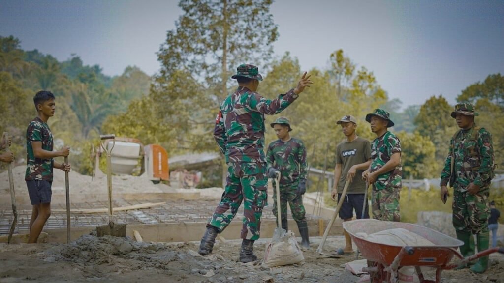 Dalam TMMD Palopo, Kebersamaan Masyarakat dan Prajurit Jadi Andalan Pembangunan