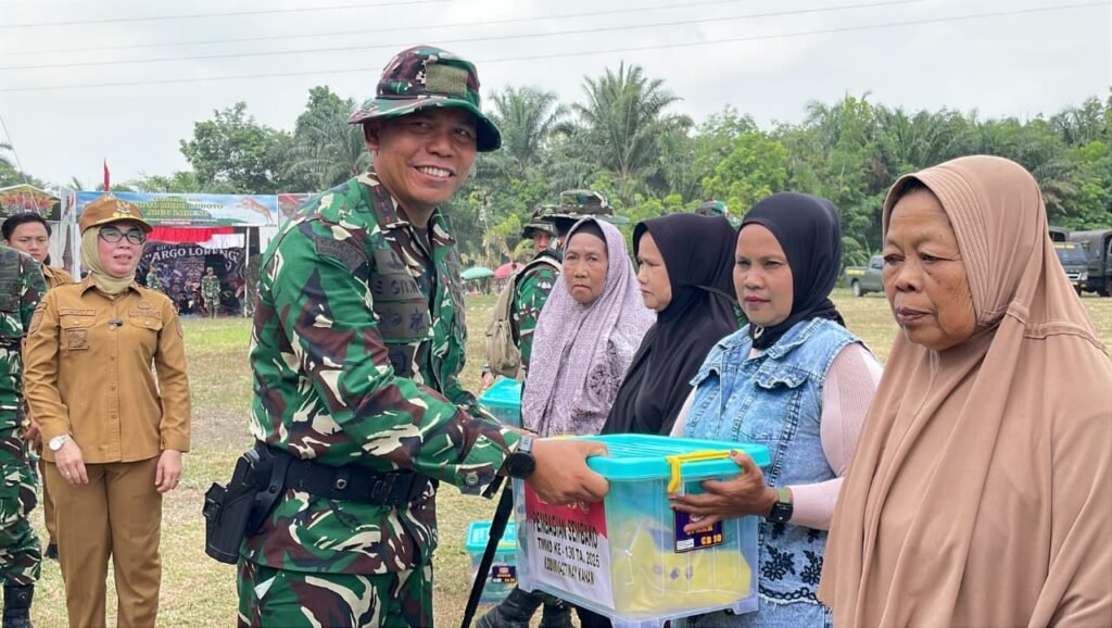 TNI Manunggal Membangun Desa: Aksi Sosial Kodim 0427 di Gunung Sangkaran