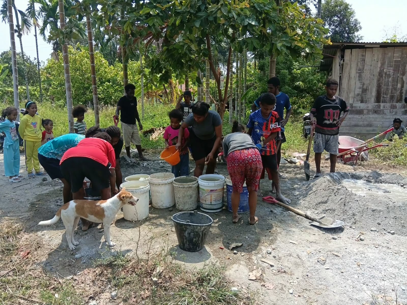 Peran Mama-Mama Papua dalam Mewujudkan Sinergi Pembangunan TMMD di Manokwari