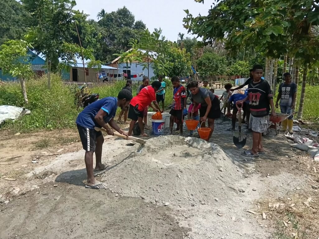 Mama Papua Bersatu dengan TNI dalam TMMD, Mempercepat Pembangunan Lokal