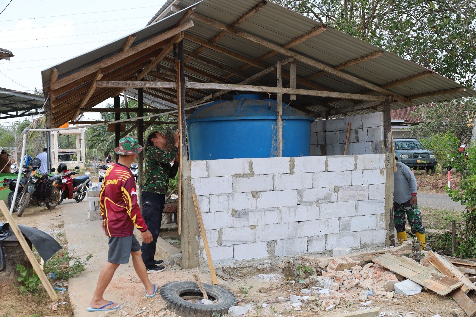 Kemajuan Pembangunan Dinding Wudhu di Mushola Istiqomah Dapat Dirasakan