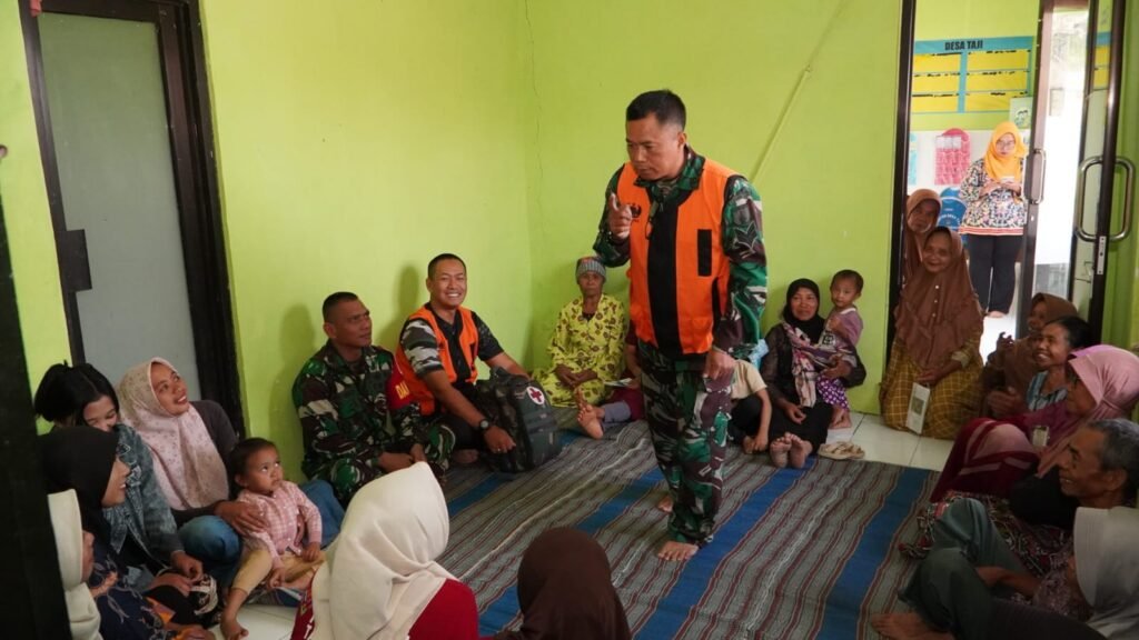 TNI Gelar Edukasi Kesehatan di Desa Taji untuk Tingkatkan Kesejahteraan Warga