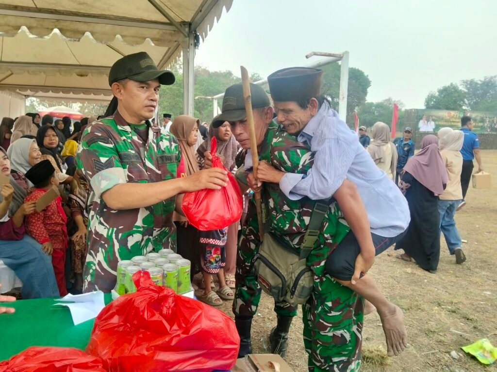 Serma Suan Bantu Warga Akses Perawatan Medis dalam Program TMMD